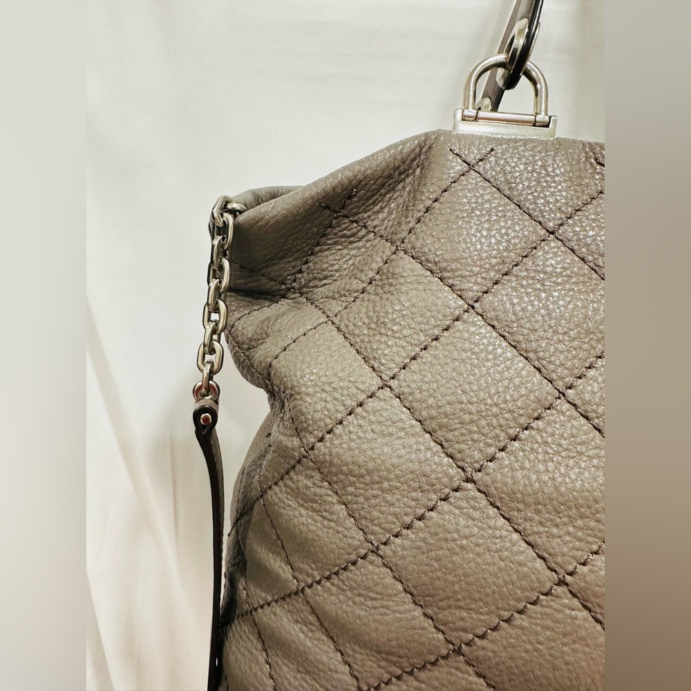 Michael Michael Kors Grey Quilted Leather Large Loni East West Top Handle Bag - Picture 4 of 15